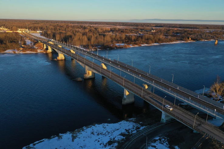 Большим мостам — стройки